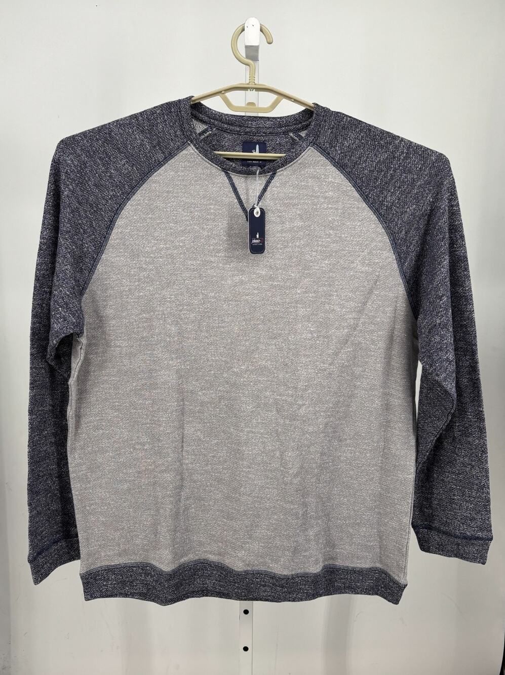 Johnnie-O Dan Colorblock Crewneck Sweatshirt Mens XL Light Gray Raglan JMK03650j